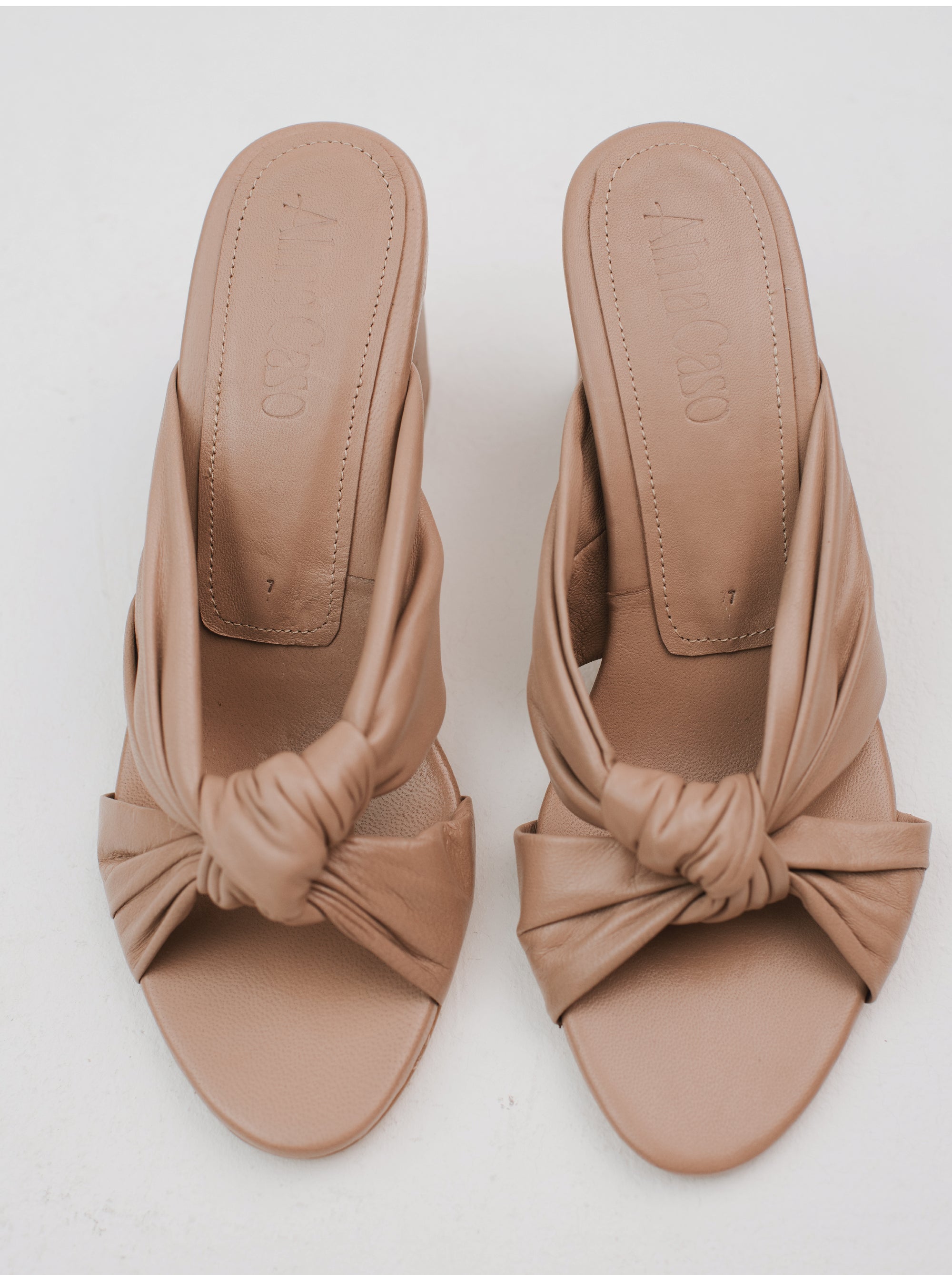 Teresa Mule Nude