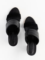 Load image into Gallery viewer, Catalina Mule Black Shoes Alma Caso