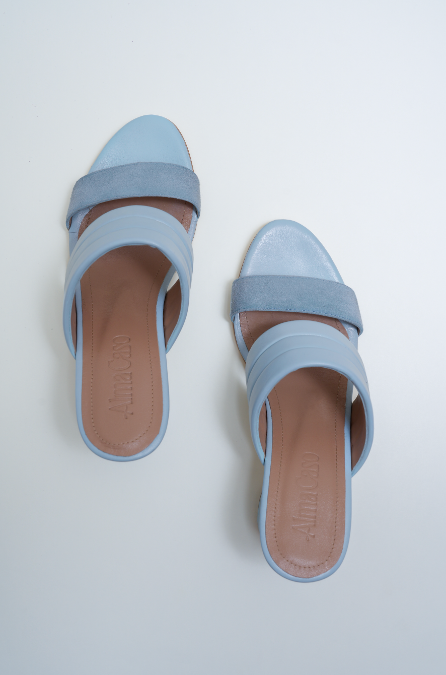 Catalina Mule - Azul Claro